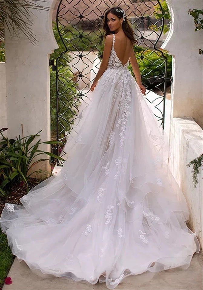 New Slim And Deep V Light Wedding Dress