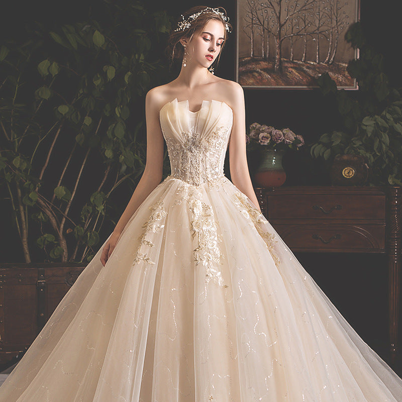 Mori Style Tube Top Trailing Wedding Dress