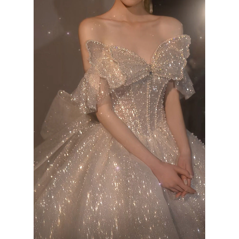 One-Shoulder Retro Trailing Wedding Dress