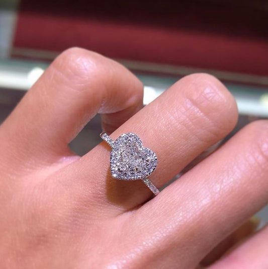 Crystal Heart Love Ring – Dainty Diamond-Style Band