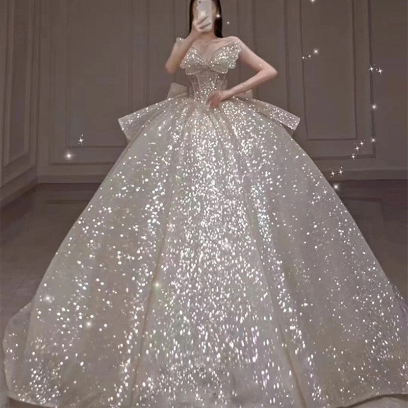 One-Shoulder Retro Trailing Wedding Dress