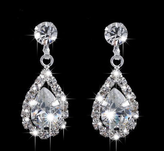 Zircon Teardrop Necklace & Earrings Set