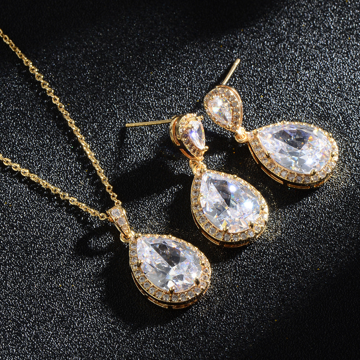 Bright Big Zircon Water Drops Necklace Eardrops Jewelry- Simple & Graceful