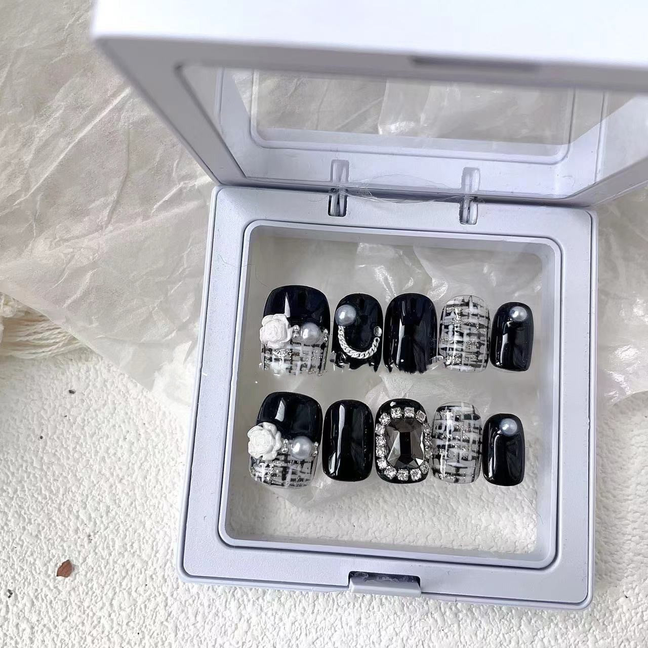 Chain Pearl Nails with Nail file And Nail care glue