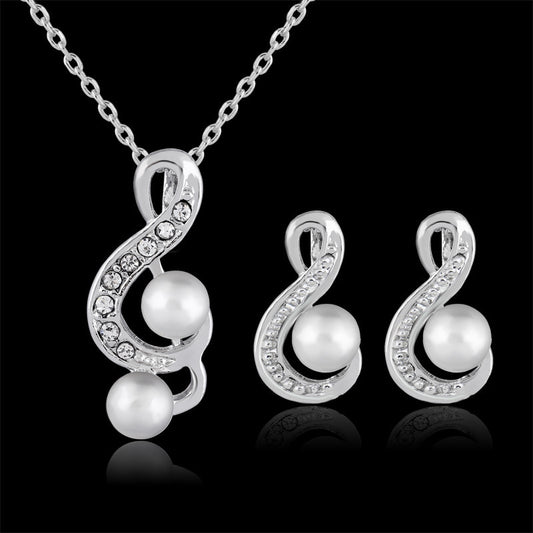 Elegant Pearl Jewelry Set – Necklace & Earrings Duo