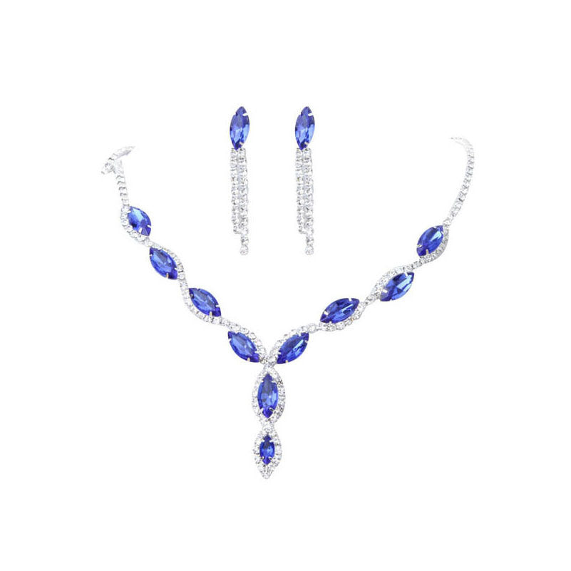 Jewelry Set – Statement Necklace & Earrings