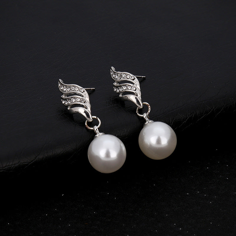 Pearl Diamond Necklace Set Earrings wavy lines