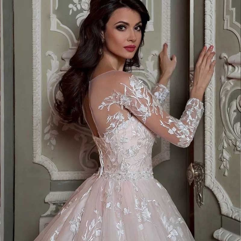Lace Bridal Wedding Gown