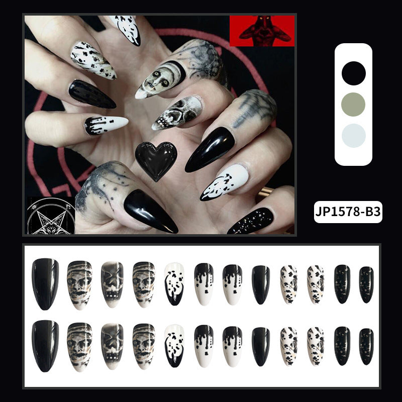 Spooky Skull Nails