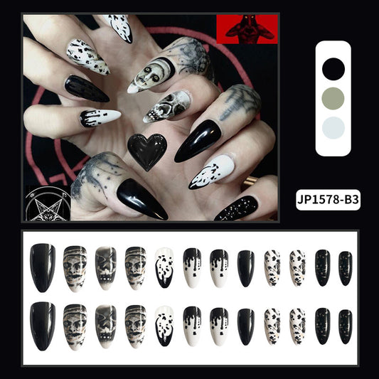Spooky Skull Nails