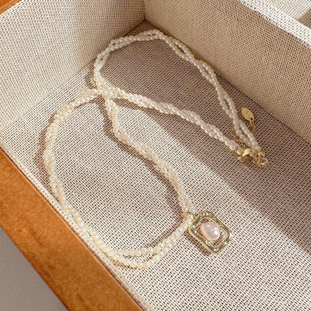Double Layer Rice Bead Clavicle Necklace – Elegant Minimalist Style