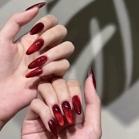 Cat's Eye Red Nails